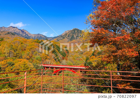 東沢大橋の紅葉　八ヶ岳 70822097