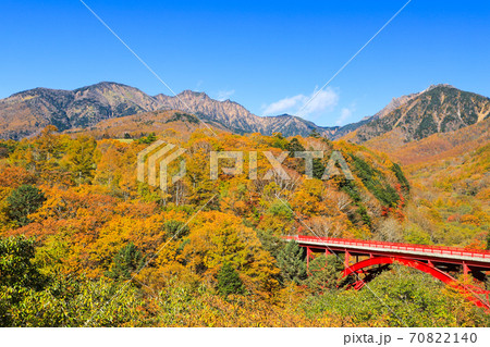 東沢大橋の紅葉　八ヶ岳 70822140