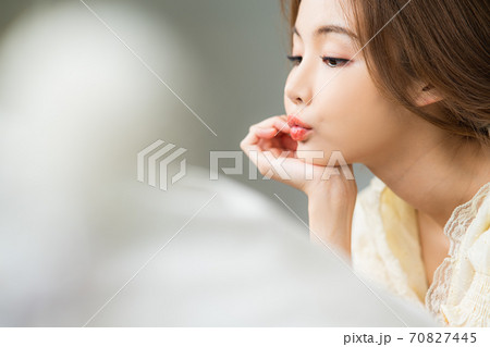 女性 女 女の子 70827445