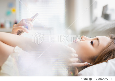 女性 女 女の子 70827511