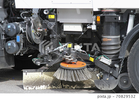 Street sweeper Street sweeper 70829532