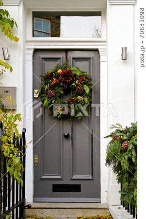 Christmas entrance 70831098