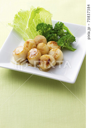 帆立貝柱のバター醤油焼き11 帆立貝柱のバター醤油焼き11 70837384