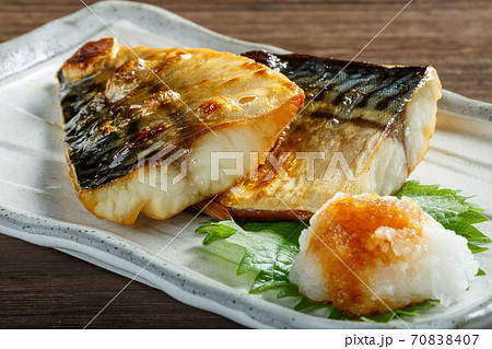 塩サバ焼き 塩サバ焼き 70838407