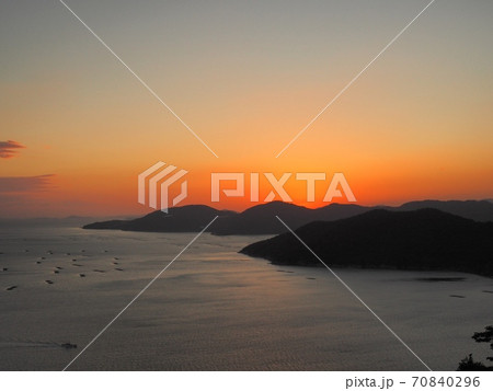 万葉岬から見る夕暮れの眺望 万葉岬から見る夕暮れの眺望 70840296