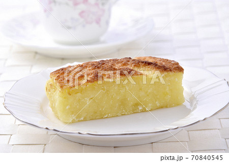 プラナカンのお菓子でタピオカとココナッツのニョニャクエ 70840545