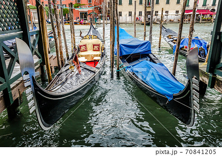 Gondola moor at pier in Venice Gondola moor at pier in Venice 70841205