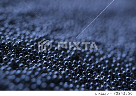 凍てついた心 70843550