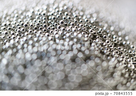 シルバーの背景素材 70843555