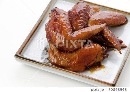 中華風とり手羽先の甘辛煮 中華風とり手羽先の甘辛煮 70848948