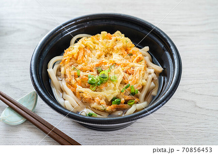 レンチンうどん　かき揚げうどん 70856453
