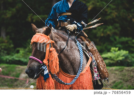 流鏑馬の射手 70856459