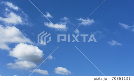 青い空と白い雲 70861131