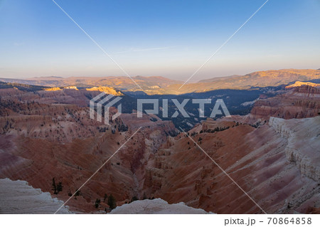 Beautiful sunrise landscape of the Cedar Breaks 70864858