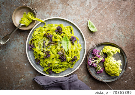 Green Tagliatelle pasta Green Tagliatelle pasta 70865899