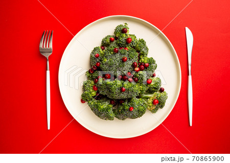 Christmas tree from broccoli Christmas tree from broccoli 70865900