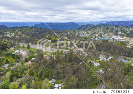 Aerial view of the township of Leura in regional New South Wales in Australia Aerial view of the township of Leura in regional New South Wales in Australia 70868038