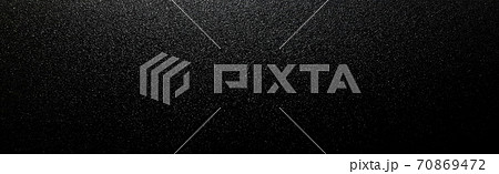 Black background with glow and shadow - Panorama 70869472