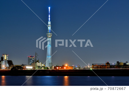 堀切水辺公園から観る 特別ライティング 東京スカイツリーの夕景 堀切水辺公園から観る 特別ライティング 東京スカイツリーの夕景 70872667
