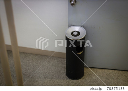 ビルの灰皿 ビルの灰皿 70875183