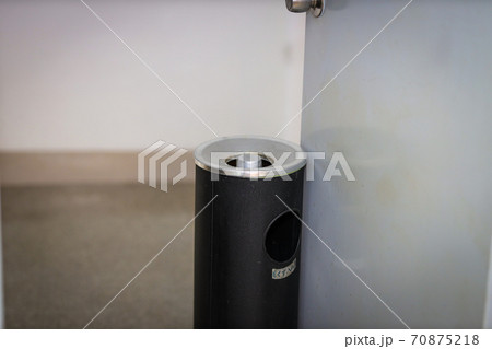 ビルの灰皿 ビルの灰皿 70875218