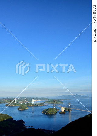 朝の来島海峡大橋 70878073