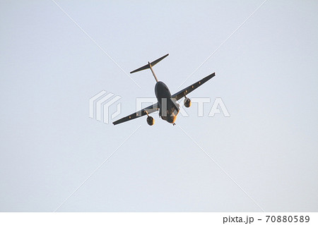 飛行訓練中の航空自衛隊C-2輸送機 鳥取県美保基地所属 70880589