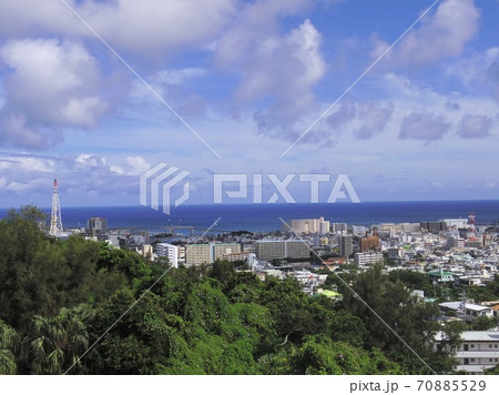 嘉数高台公園の展望台からみた景色 嘉数高台公園の展望台からみた景色 70885529