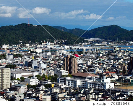 秋の高知市の風景 筆山公園から浦戸湾 五台山を望む の写真素材