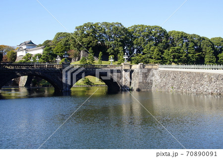 皇居 正門石橋 ( 東京都千代田区 ) 皇居 正門石橋 ( 東京都千代田区 ) 70890091