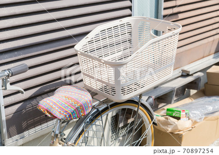 自転車の後ろかご 70897254