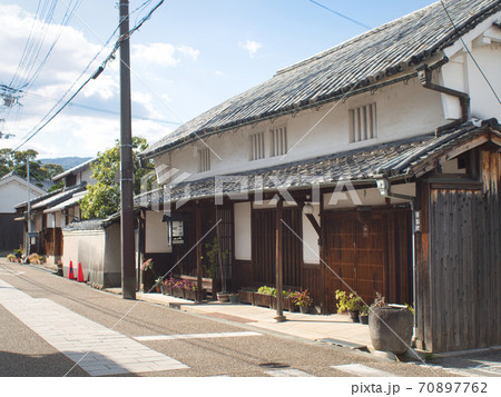宝塚市小浜宿の情緒豊かな街並みの写真素材 宝塚市小浜宿の情緒豊かな街並みの写真素材