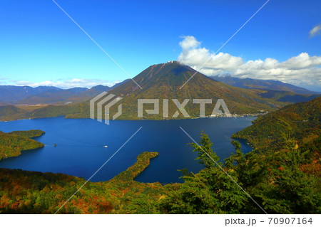 絶景 奥日光半月山展望台からの眺望 絶景 奥日光半月山展望台からの眺望 70907164