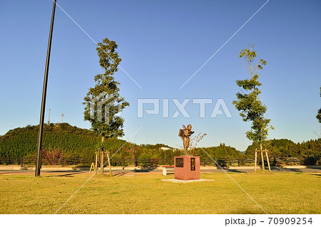 京丹波の玄関口であり、京都縦貫自動車道で唯一食事の出来る場所、味夢の里。 70909254