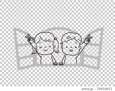 窓から身を乗り出してピースサインをする子供たち　線画 70910651