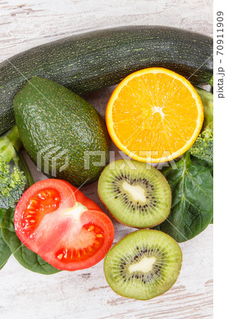 Fruits and vegetables containing vitamin K, potassium, natural minerals and dietary fiber 70911909