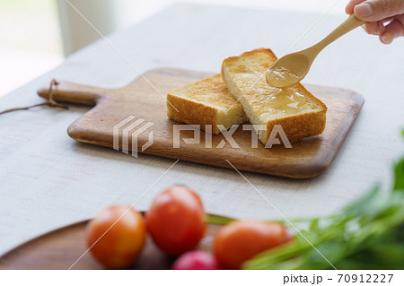 リンゴジャム　トースト 70912227