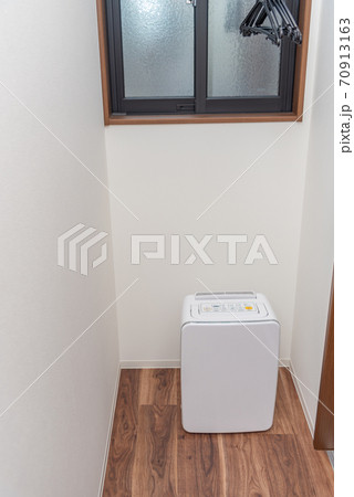 除湿機とハンガー 除湿機とハンガー 70913163