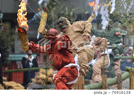 鬼が踊る　長田神社古式追儺式 70916138
