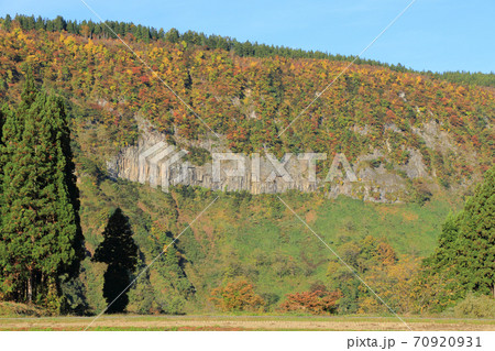 秋山郷 見玉から望む石落し 70920931