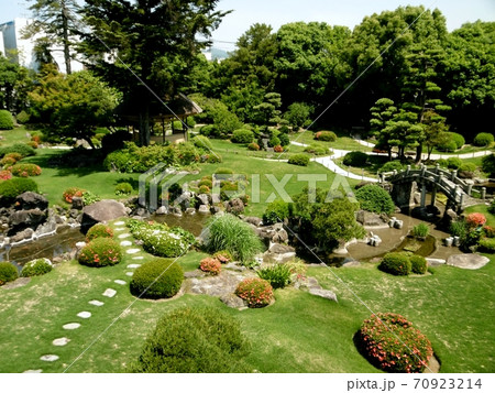 旧伊藤伝右衛門邸の日本庭園 70923214