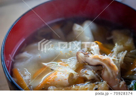 東北の郷土料理「ひっつみ」 70928374