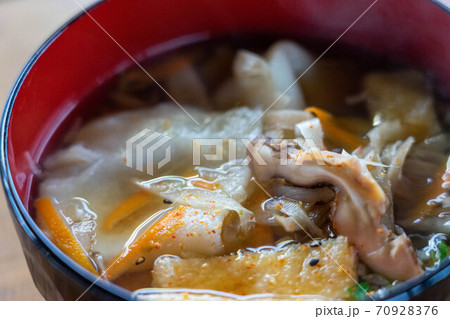 東北の郷土料理「ひっつみ」 70928376