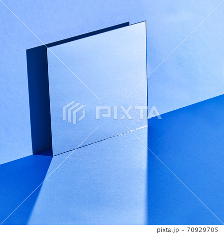 Still life space with a mirror and hard light Still life space with a mirror and hard light 70929705