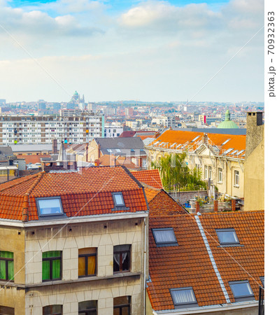 Cityscape Brussels old town, Belgium 70932363