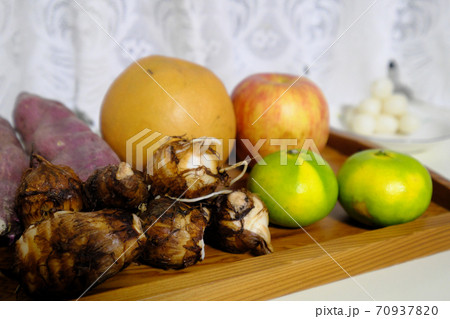 十五夜のお供え物 70937820