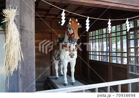 凛とした静寂の信州あずみ野穂高神社（御神馬）穂高神社はパワースポットとして有名です。 70938698