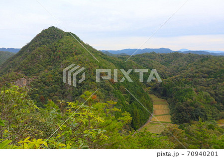 山間の田んぼ 70940201