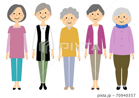 シニア　高齢者　おばあちゃん達 70940357