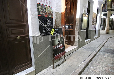 フラメンコショーの舞台、レストラン、コルドバ 70941537